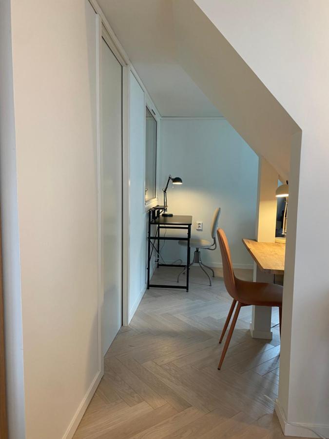 Entire Renovated Apartment From 1780 With Kitchen, Bath, Bedroom, And Living Room In Skuteviken เบอร์เกน ภายนอก รูปภาพ